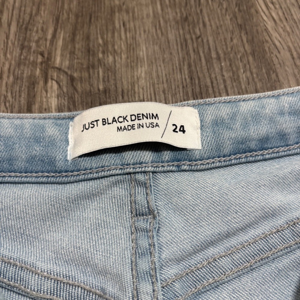 Just Black Denim Jeans Women Size 24 Light Wash High Rise Wide Leg Raw Hem USA - Picture 4 of 10